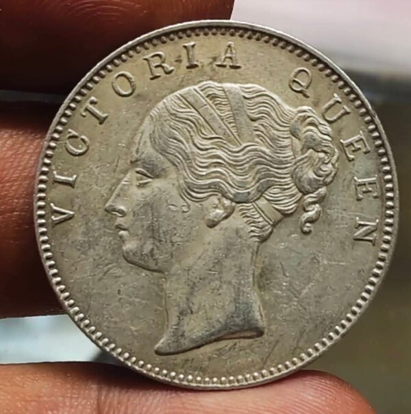 One rupees 1840 silver coin - Image 2