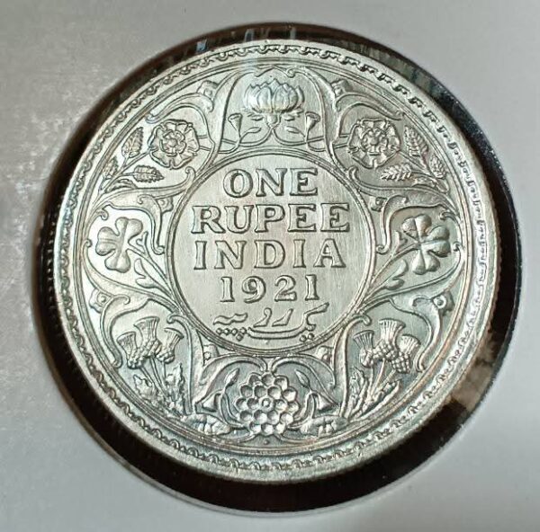 One rupees 1921 silver coin unc condition