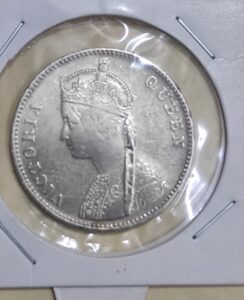 One rupees 1862 long hair rare of rare coin